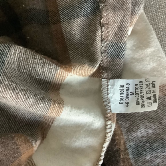 Really nice tunic.  Length just under the knee.  Very comfortable. - Picture 3 of 4